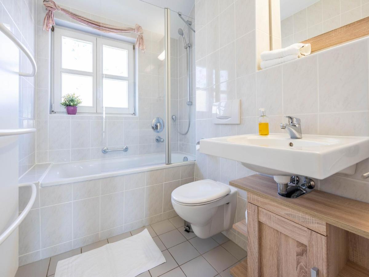 Feriendorf Rugana - Komfort Appartement Mit 2 Schlafzimmern Und Terrasse C48 Dranske Extérieur photo